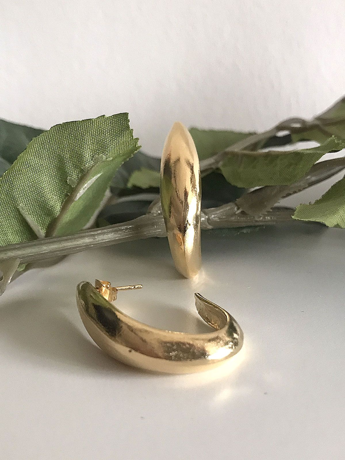 Pendientes gota oro